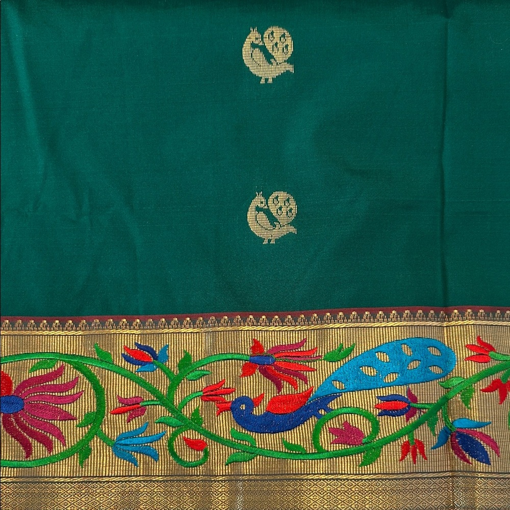 Embroidered Silk NEW Peacock Design Stole/Scarf
